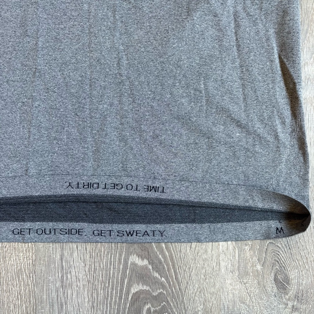 Lululemon Metal Vent Tech Short Sleeve - Picture 3 of 3